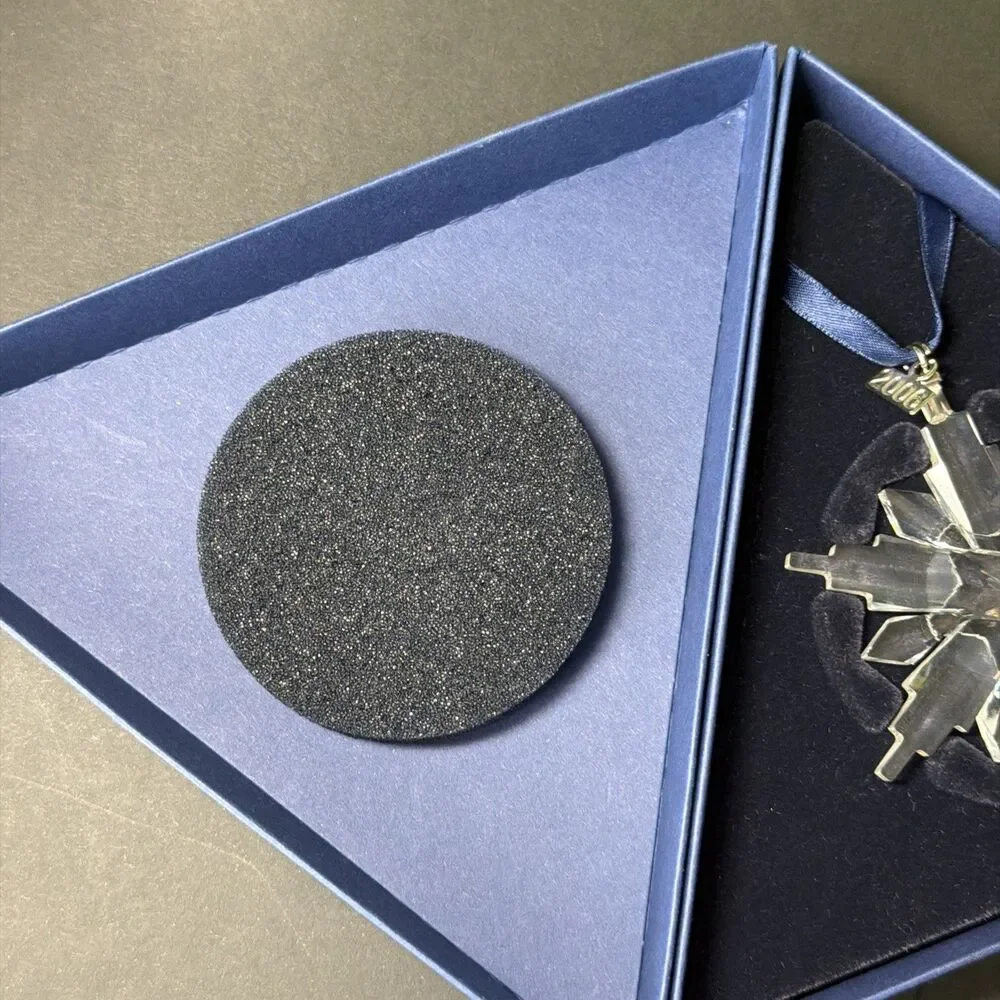 Swarovski Crystal 2006 SNOWFLAKE Christmas Ornament 9445 NR 000 044